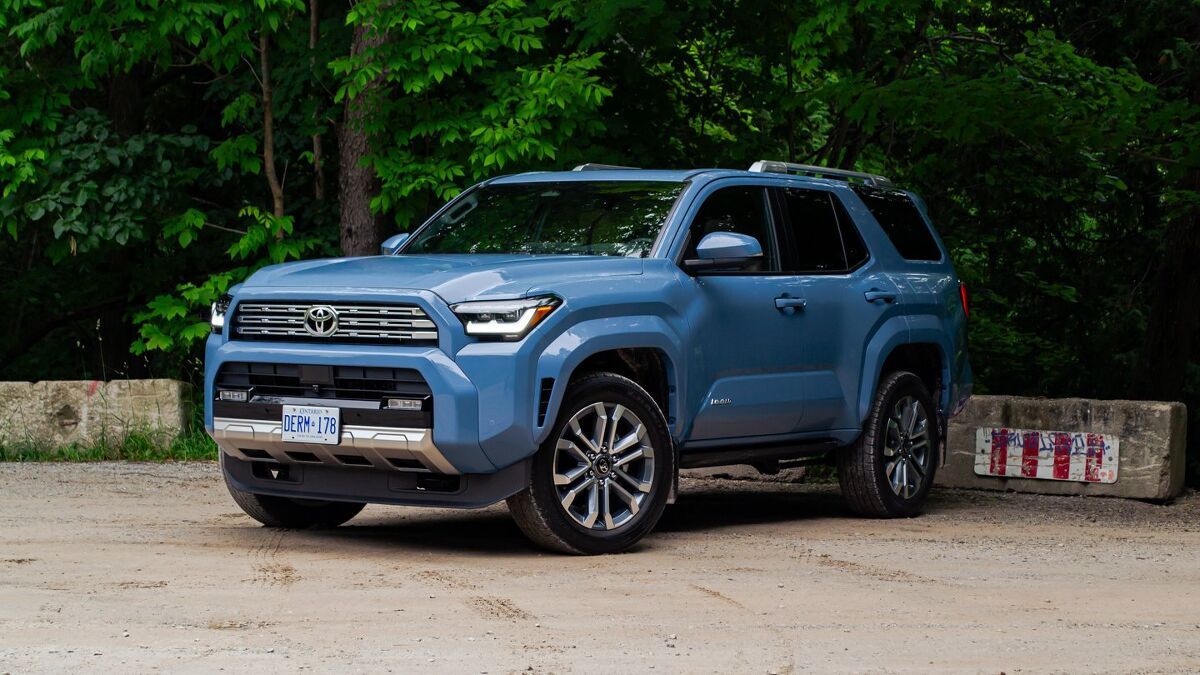 Toyota 4Runner vs Jeep Wrangler Comparison: Hype vs Helpful