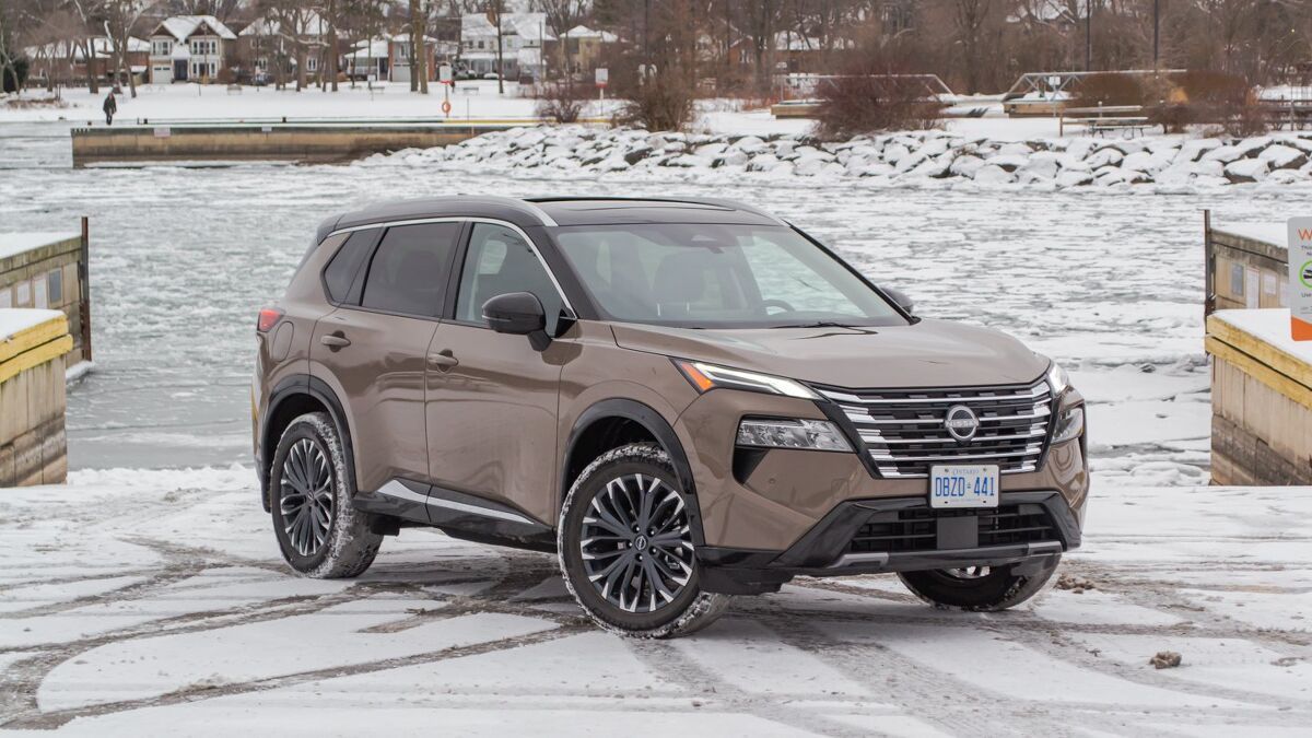 Subaru Forester vs Nissan Rogue Comparison: Normcore Crossovers