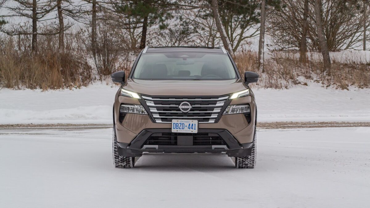 Subaru Forester vs Nissan Rogue Comparison: Normcore Crossovers