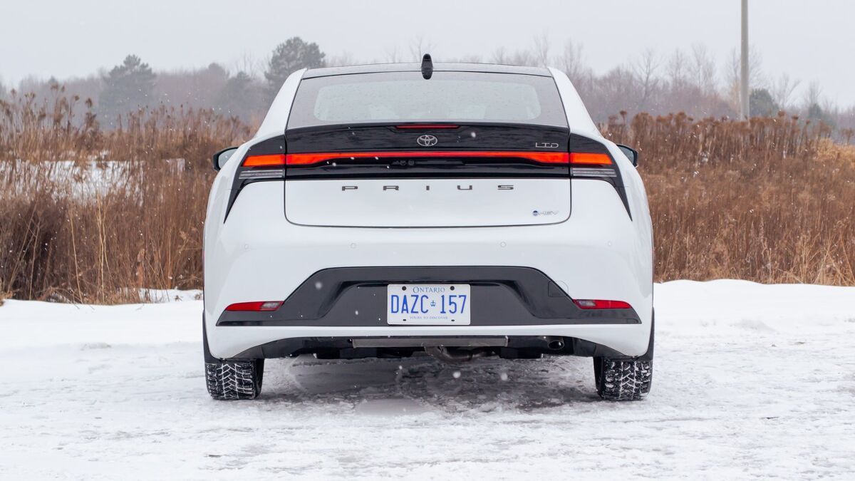 Honda Civic Hybrid vs Toyota Prius Comparison: Has The Icon Been Beat?