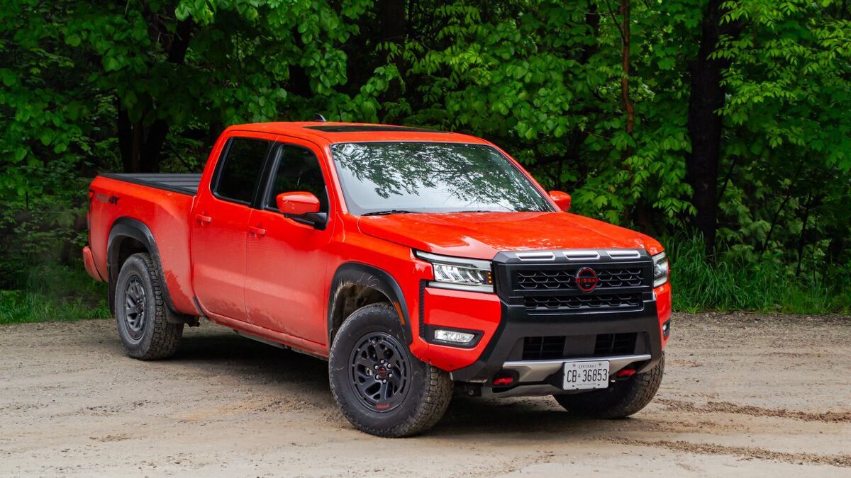 Toyota Tacoma Trailhunter vs Nissan Frontier Pro-4X Comparison