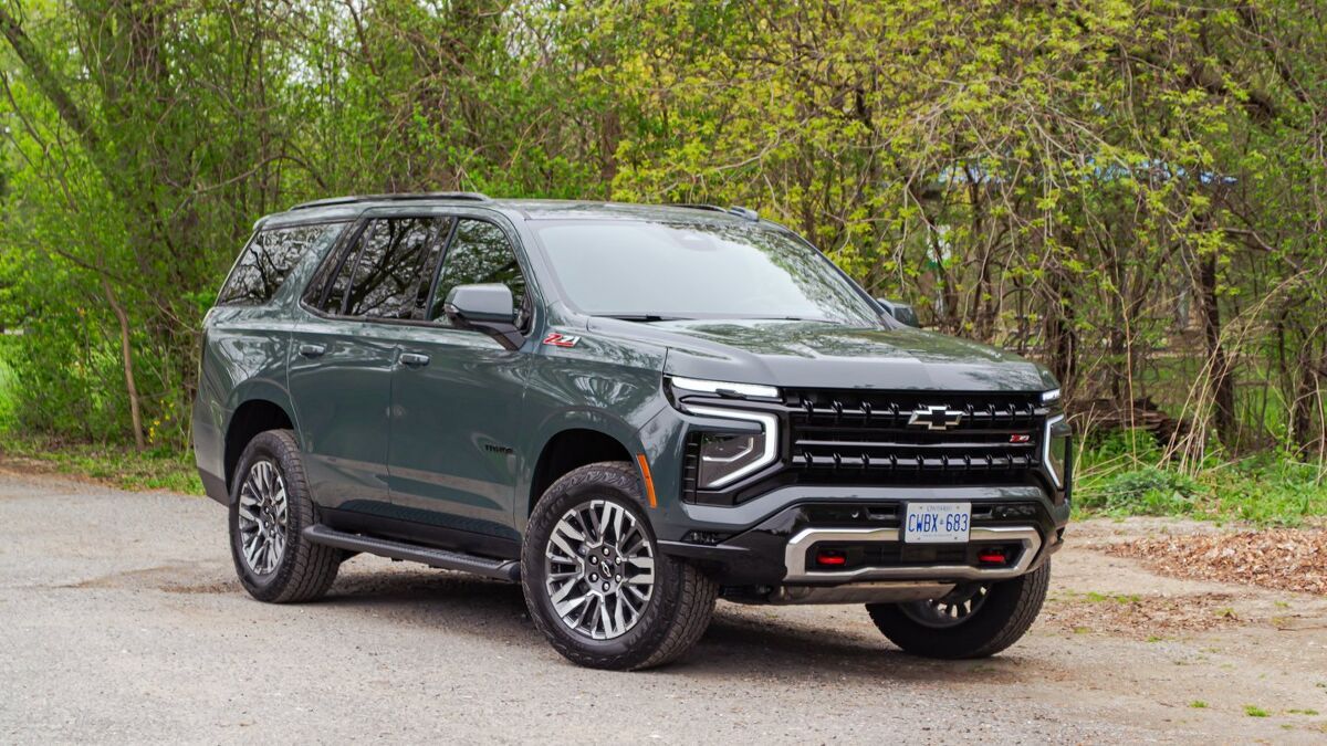 Nissan Armada vs Chevrolet Tahoe Comparison: Big Rig Battle