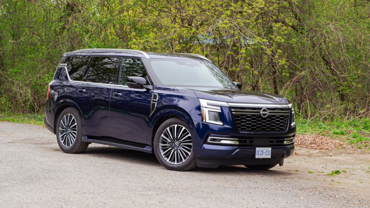 Nissan Armada vs Chevrolet Tahoe Comparison: Big Rig Battle