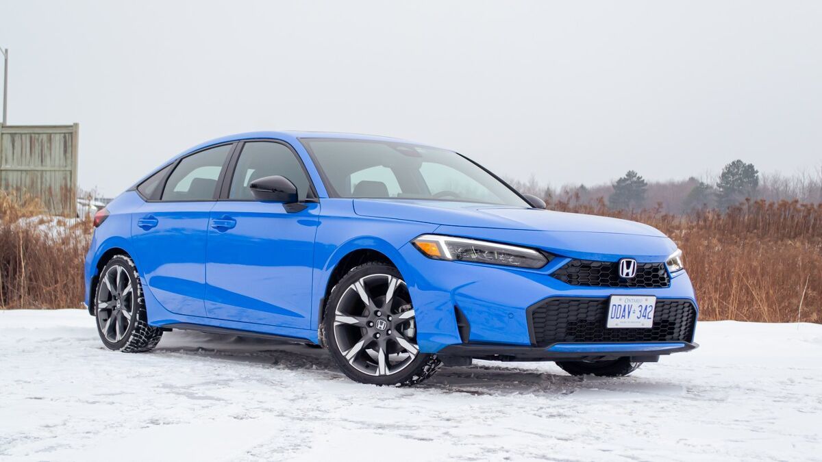 Honda Civic Hybrid vs Toyota Prius Comparison: Has The Icon Been Beat?